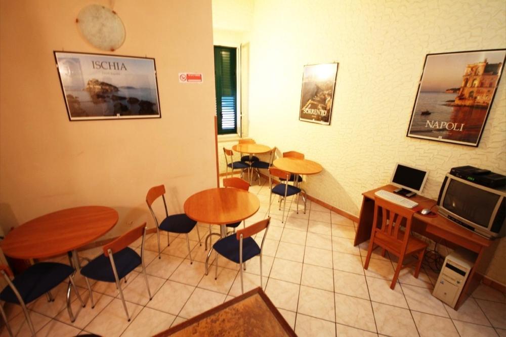 Hotel Casanova Nápoles Exterior foto